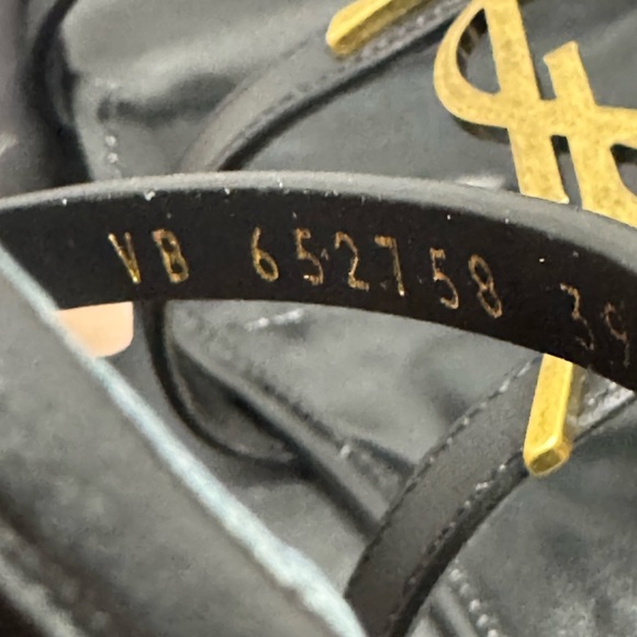 CASSANDRA LEATHER WITH GOLD EMBLEM HARDWARE IN BLACK SANDALS. - Picture 9 of 11